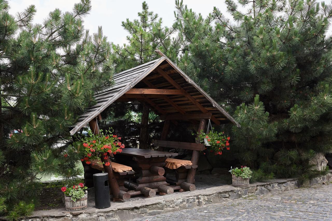 Aivengo Hotel Kolodenka Екстериор снимка
